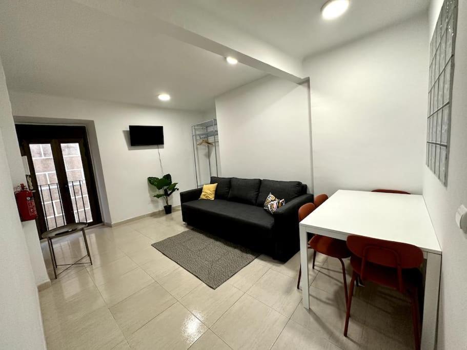 Little Horse Apartments 2 Tarragona Bagian luar foto